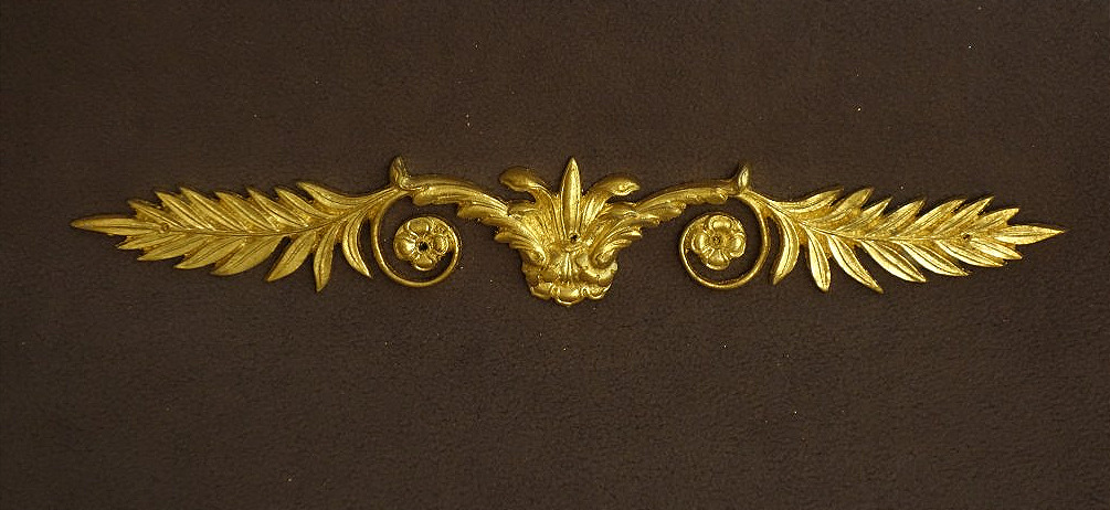 Deux petits frontons en bronze doré XIX ème .-photo-4