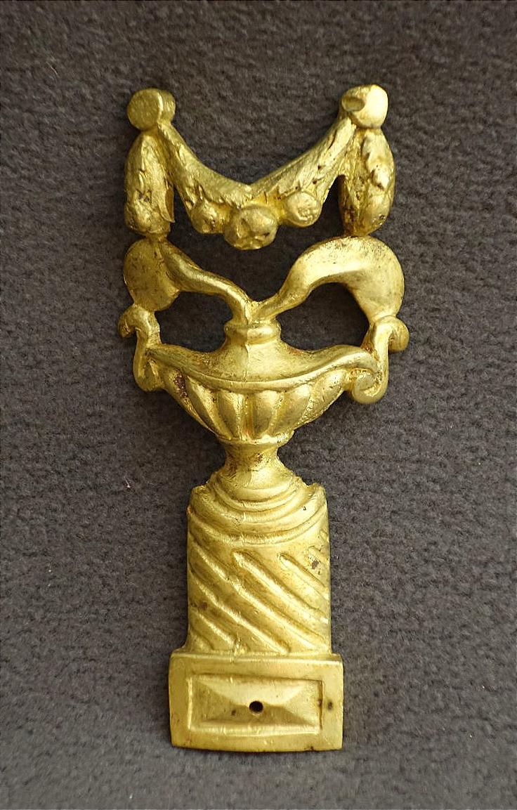 A Rare Series Of Small Bronze Objects, Circa 1550-photo-3