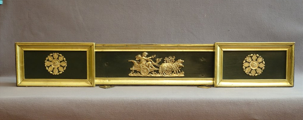 Adjustable Mantelpiece From The Louis XVI Period
