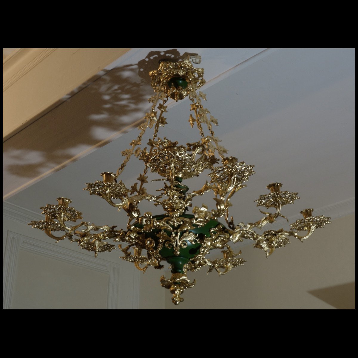 Large Chandelier Restauration Period