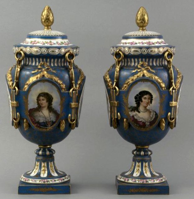 Pair Of Sèvres Ferres Vases 1764-photo-5