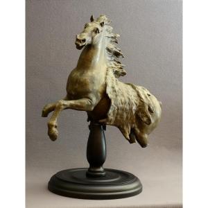 Elémént de sculpture XIX ème monté .