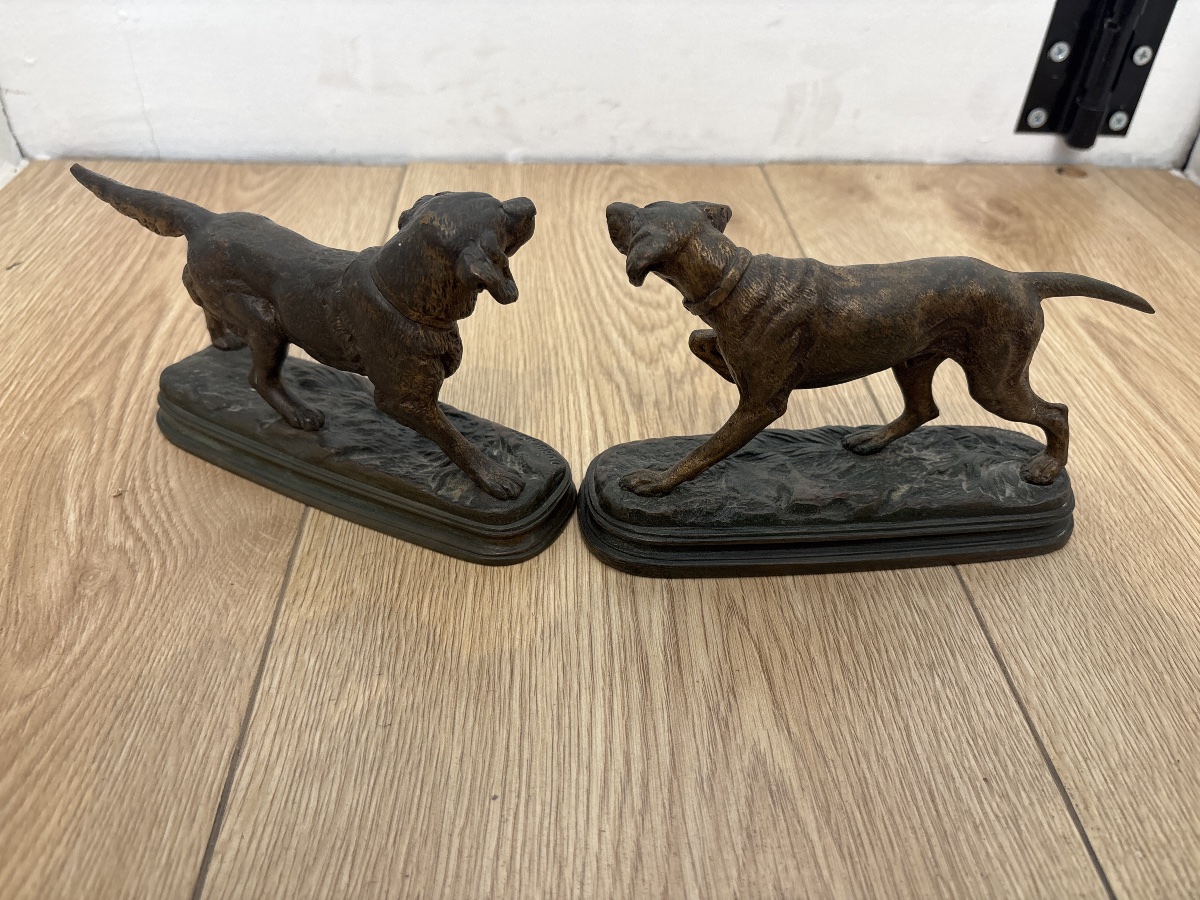 Paire de bronzes animaliers signés Paul Dubucand – Chiens de chasse – XIXᵉ siècle-photo-3