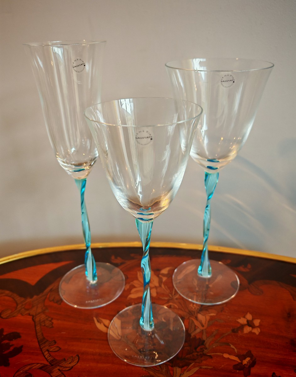 Service de verres Murano par Salvati modèle Torcello aquamare. 