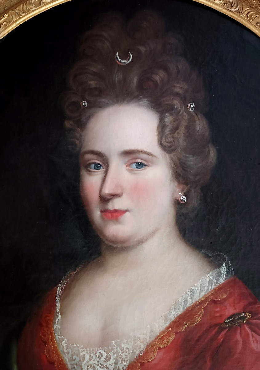 Ecole française du XVIIIe portrait de dame en Diane-photo-2