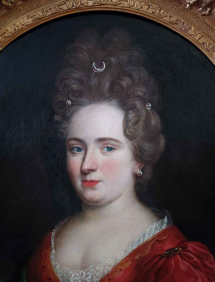 Ecole française du XVIIIe portrait de dame en Diane-photo-3