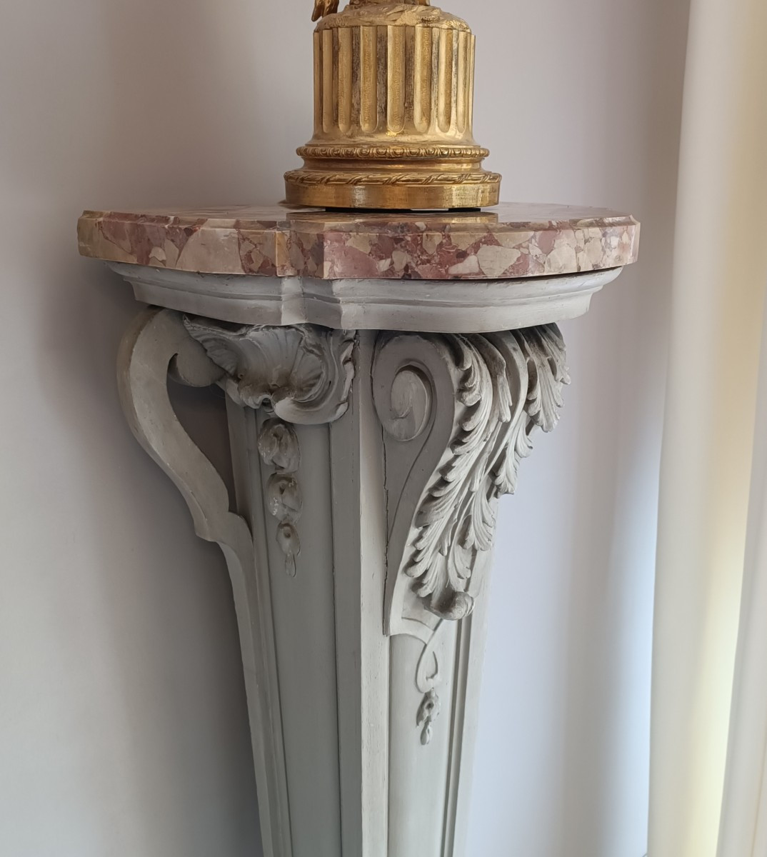 Pair Of Carved Wooden Columns With Aleppo Breccia Marble Tops.-photo-2