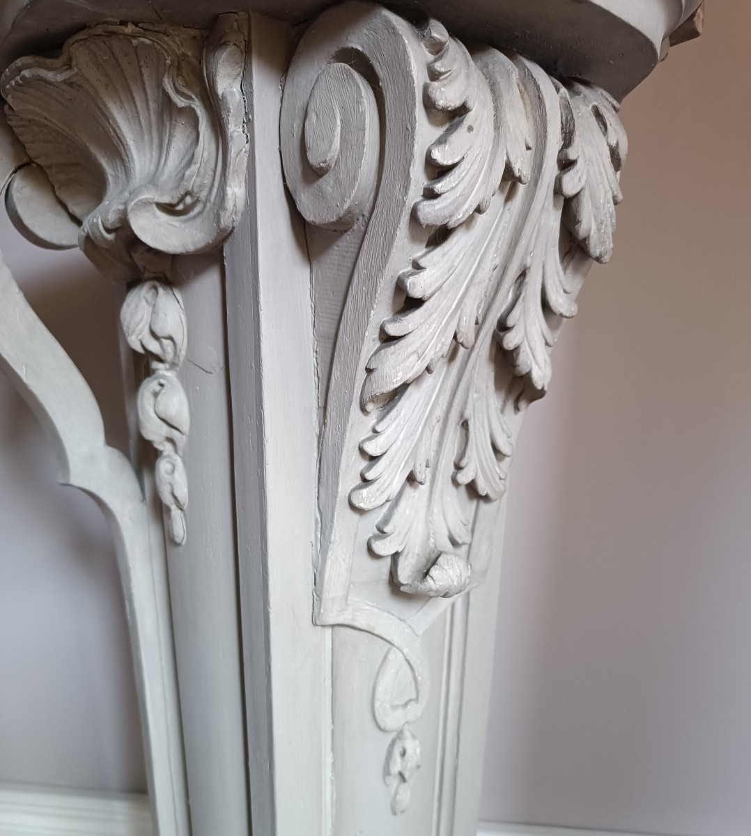 Pair Of Carved Wooden Columns With Aleppo Breccia Marble Tops.-photo-1