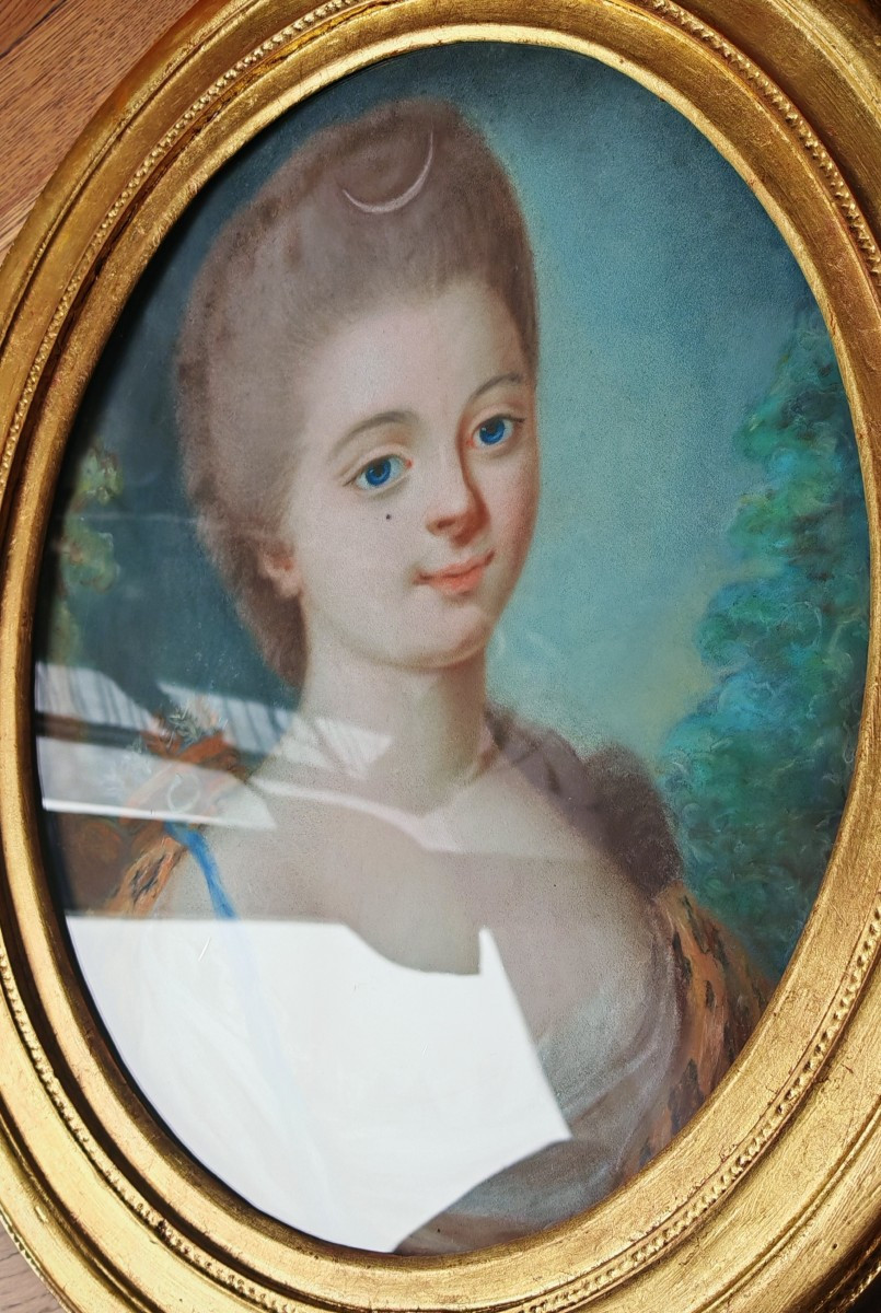 French School, 18th Century, Pastel Portrait Of A Young Girl In A Diadem.-photo-6