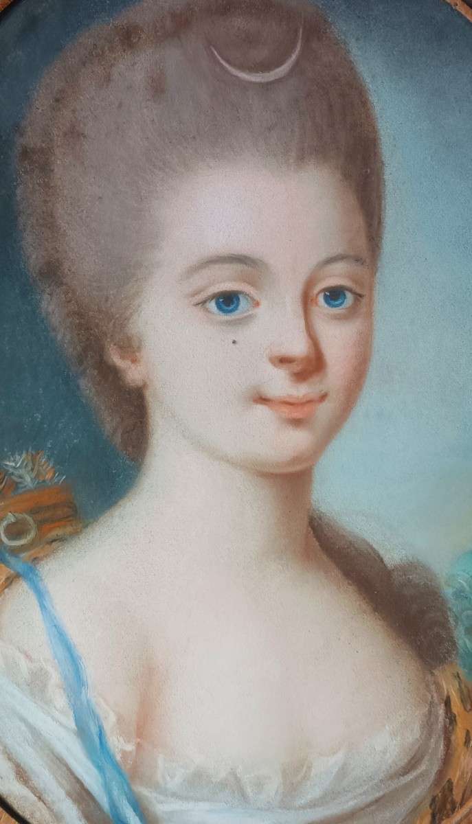 Ecole française du XVIIIe siècle portrait d'une jeune fille en Diane pastel-photo-2