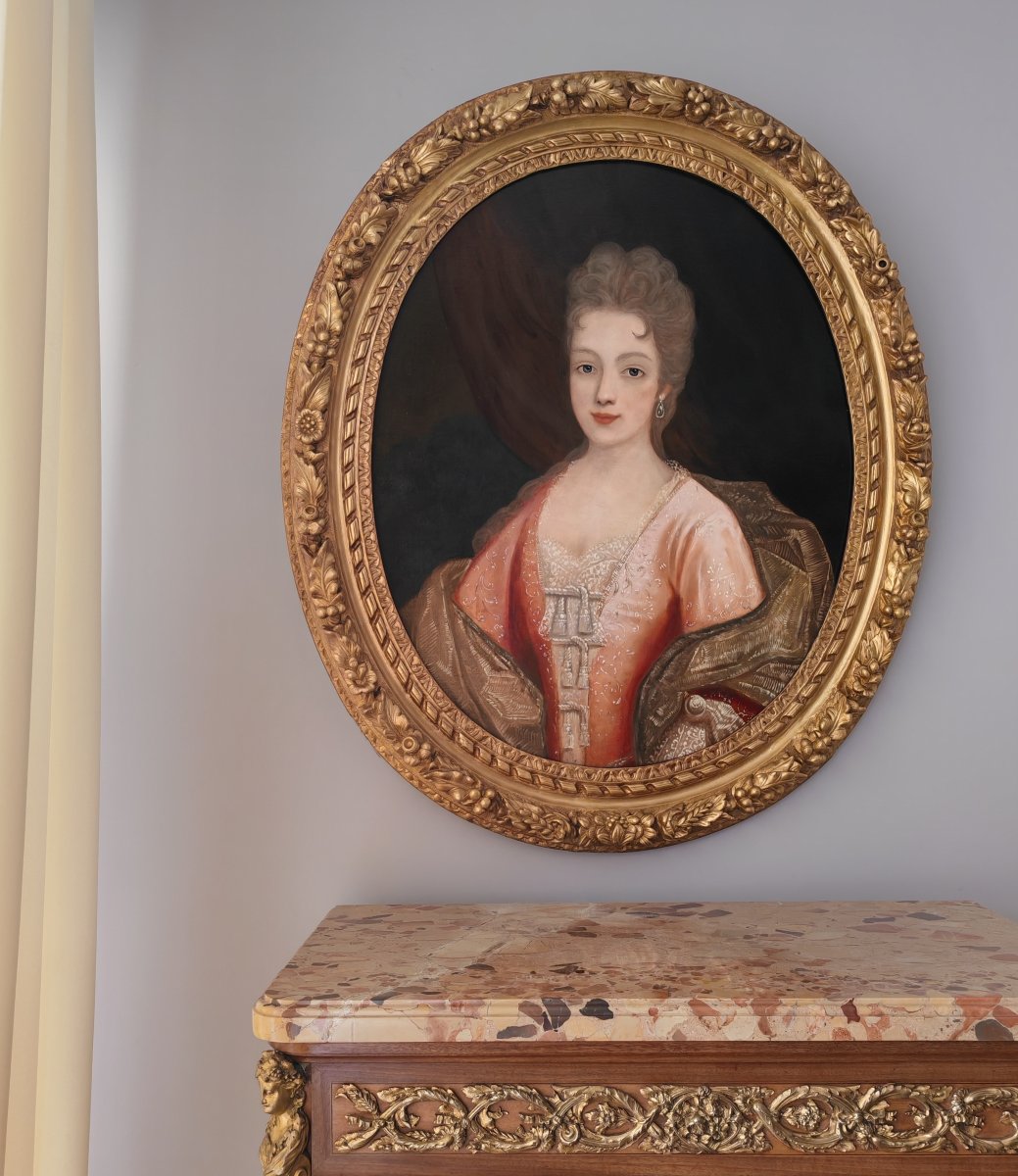 Ecole française du XIXe portrait d'une jeune dame 