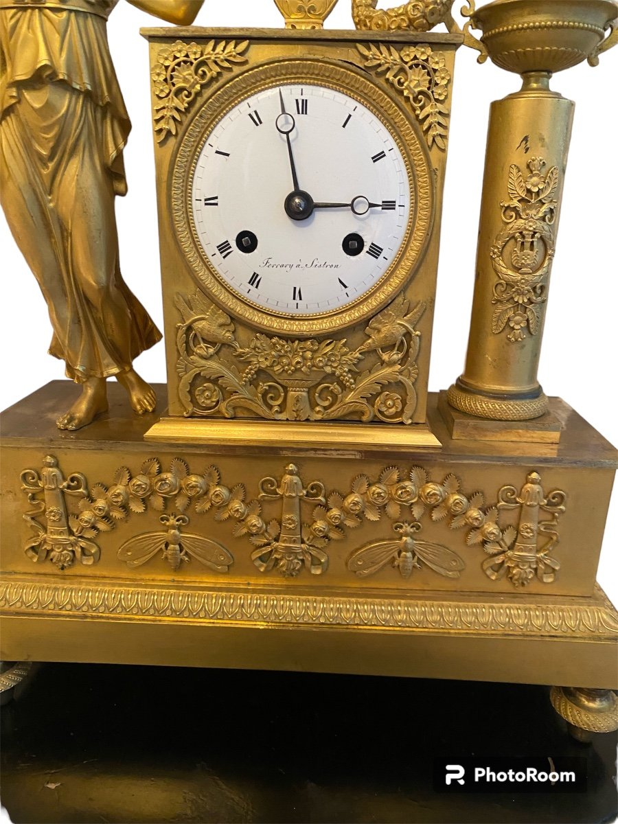 Gilt Bronze Clock From The Empire Period Offered By Antiquités. Victor Lardin.-photo-3