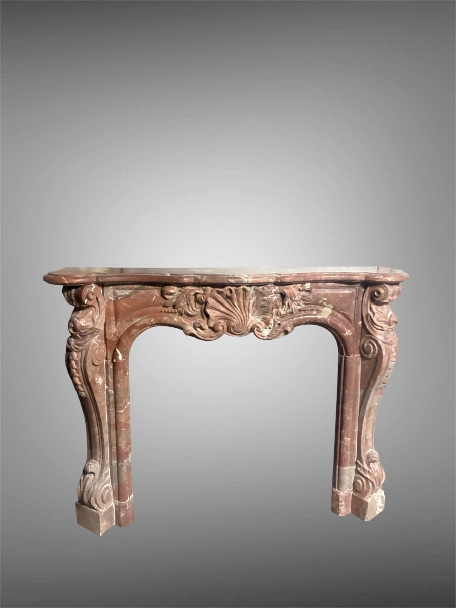 Cheminée ancienne en marbre rouge – Époque XIXᵉ siècle – Style Louis XV
