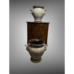 "Paire de Cache-pots En Fonte émaillée, Emaillerie Du Bourget, France, Vers 1875 / 1880"