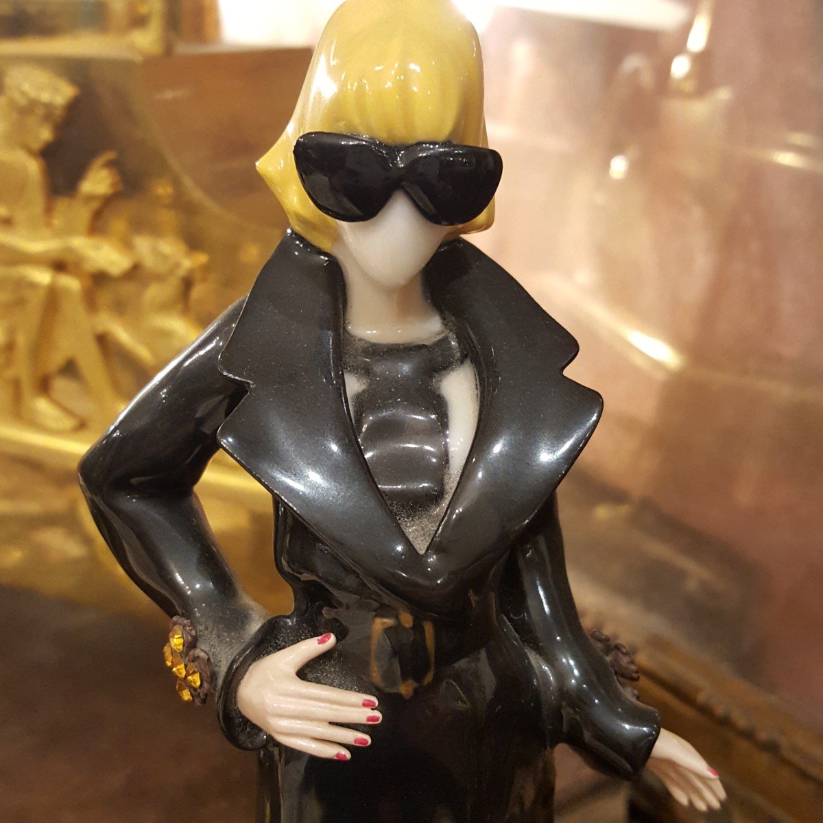 Lanvin Porcelain Figurine By Albert Elbaz 2007-photo-2