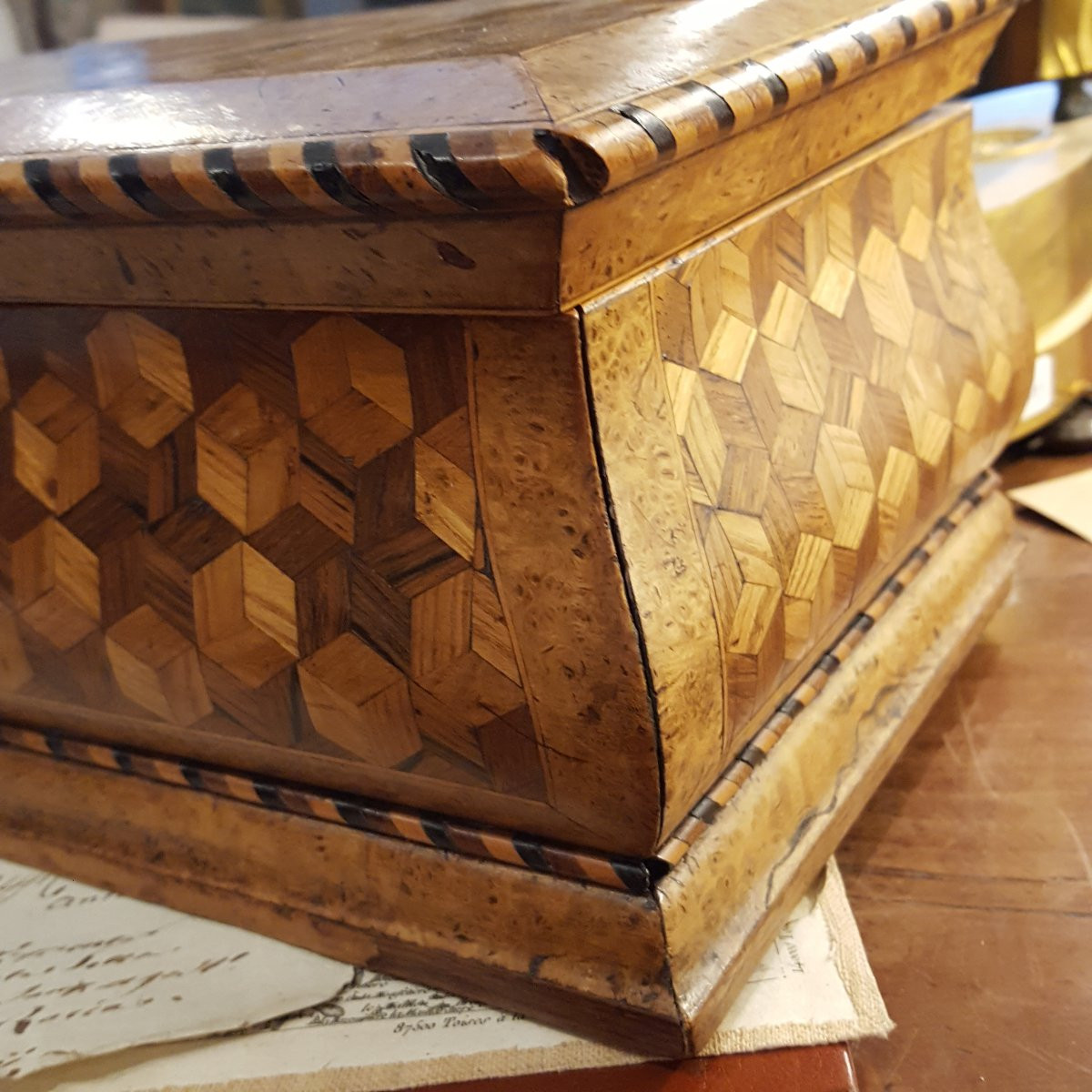 19th Century Curved Marquetry Box-photo-8