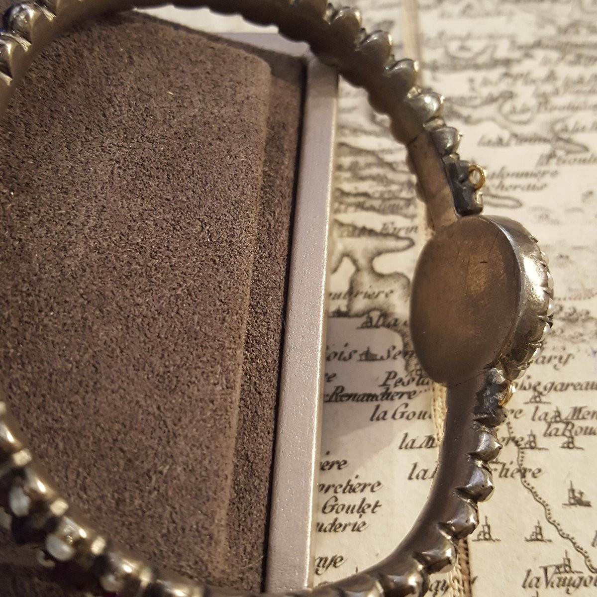 Garnets And Pearls 19th Century Bangle Bracelet-photo-2