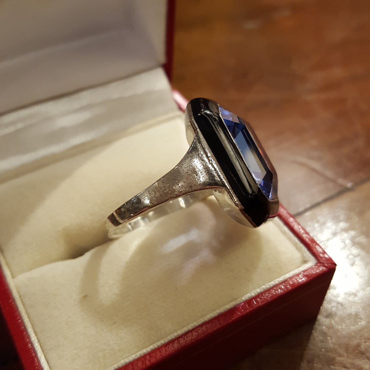 Black Enamel Art Deco Ring-photo-4