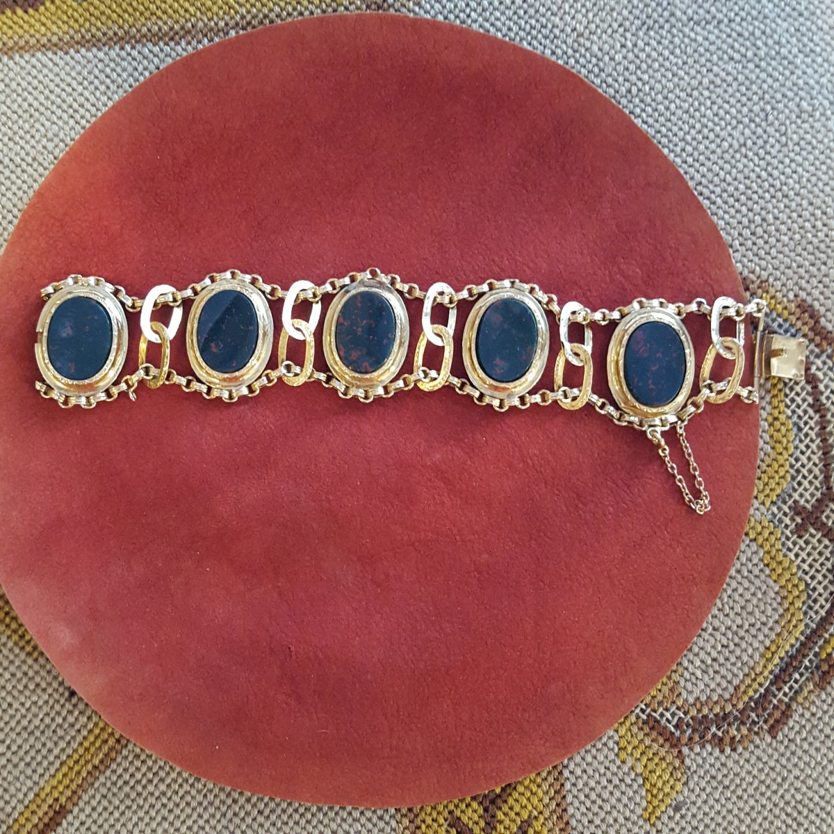 Charles X Restoration: Gold And Jasper Jewelry
