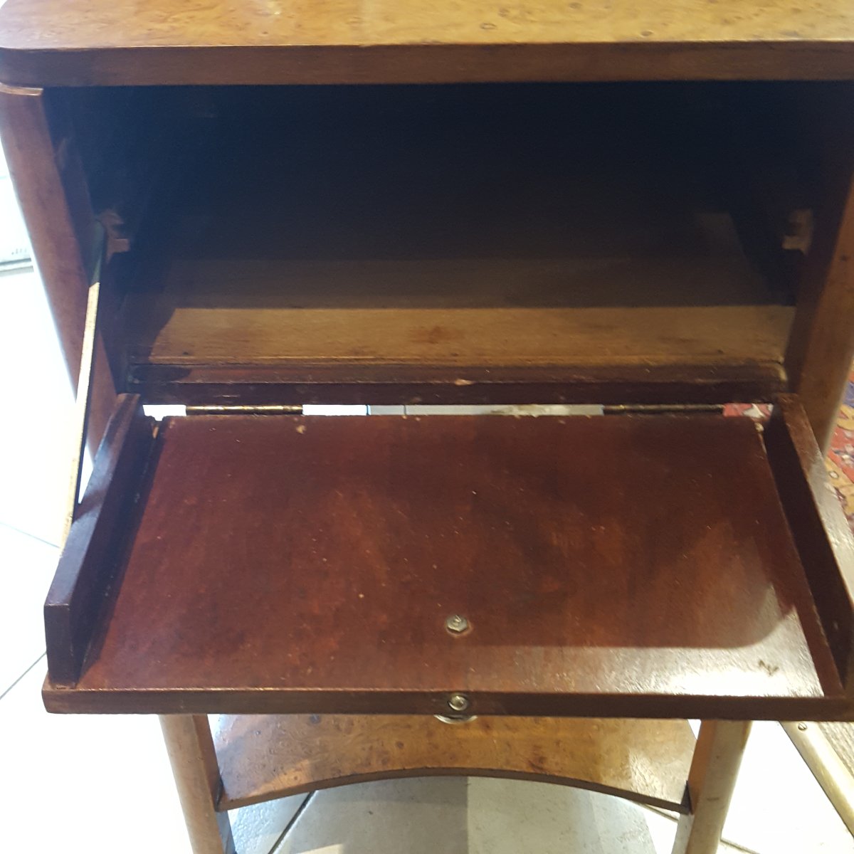 Art Deco Side Table-photo-3