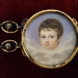 Quatre Miniatures  montées en  Bracelet XIXème 