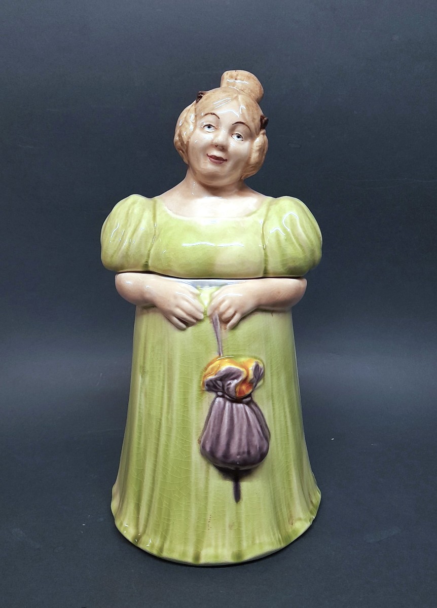 Sarreguemines, Biedermeier Tobacco Jar