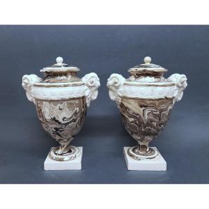 Sarreguemines, Paire de Vases à Décor d'Engobe Marbré