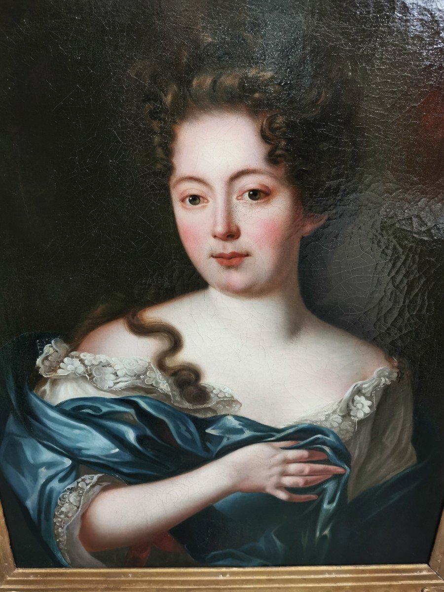 Superb 18th Century Portrait Of A Woman -photo-4