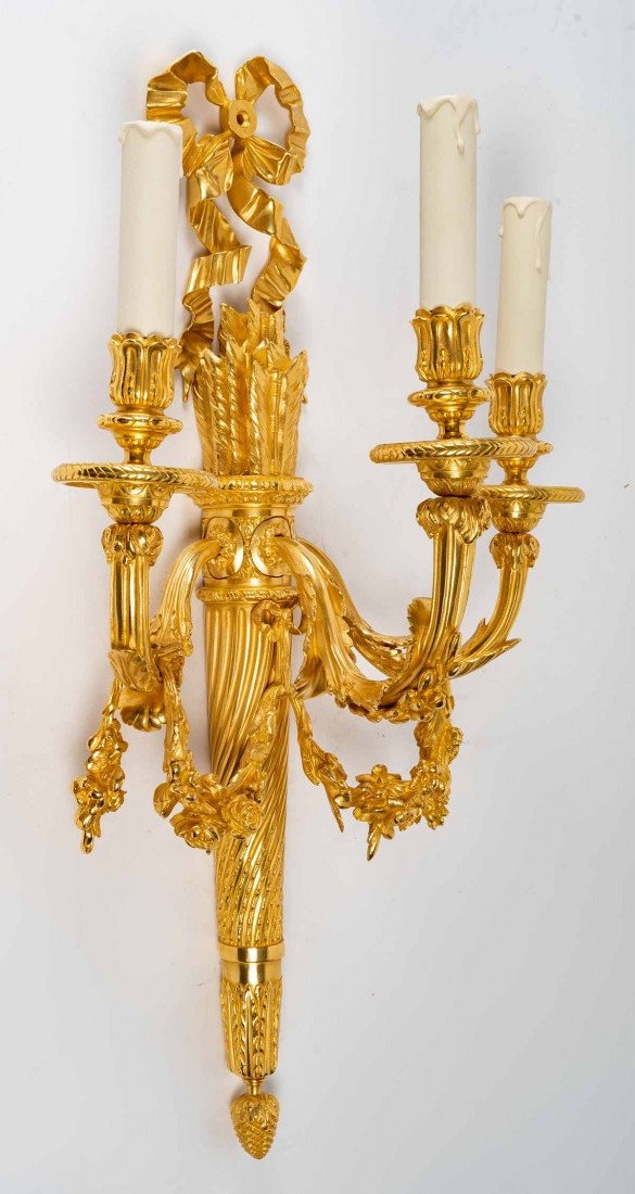 A Pair Of Important Wall-lights In Louis XVI Style. -photo-2