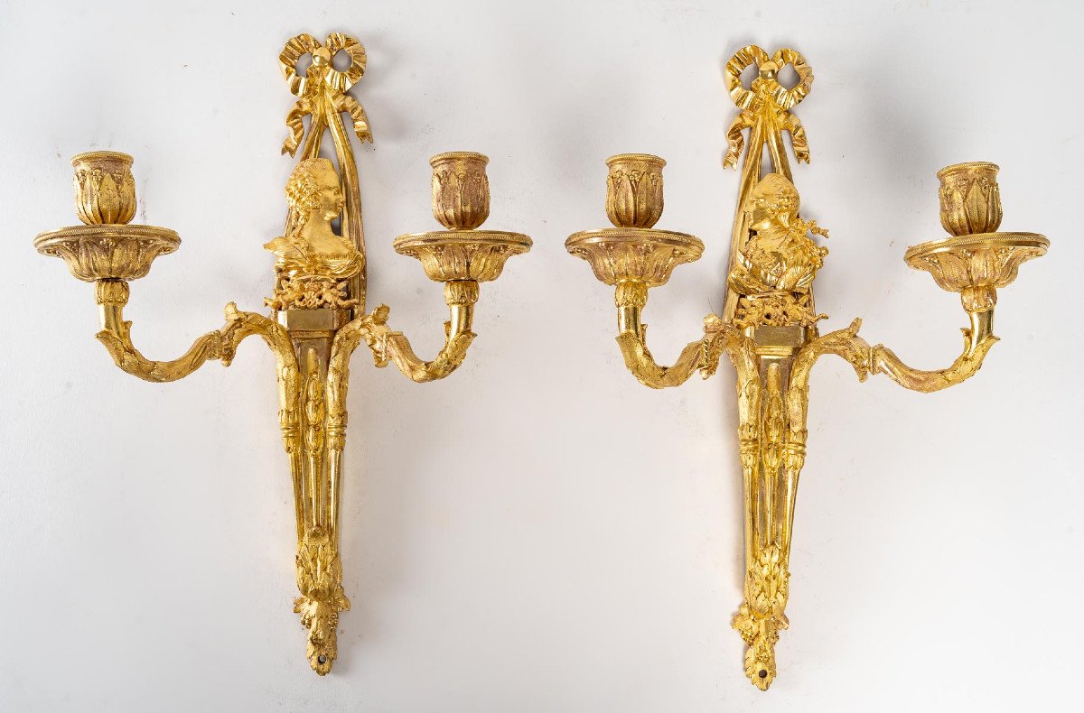 Paire d'Appliques d'époque Louis XVI (1774 - 1793).