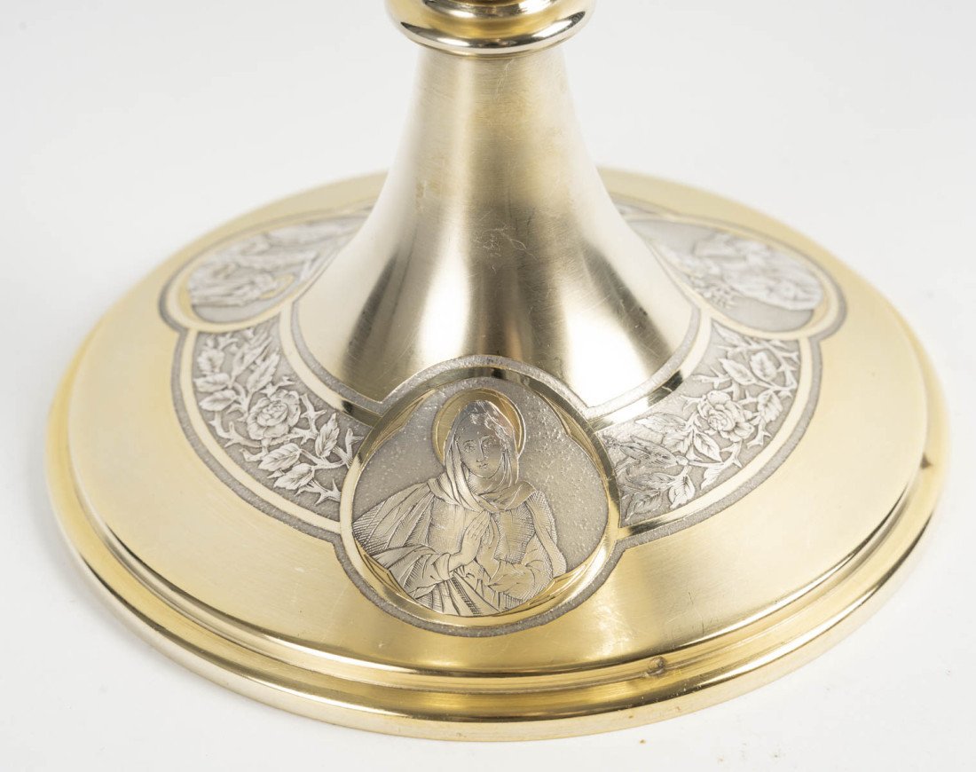 Chalice And Its Paten.-photo-3
