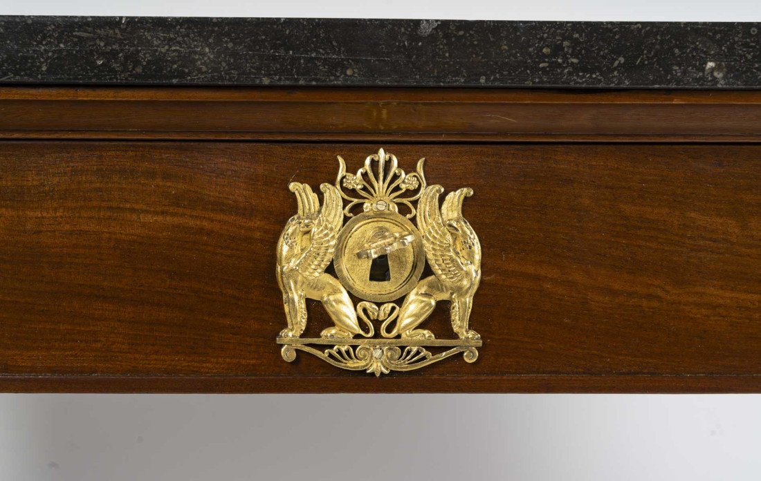 Petite console en acajou et bronze doré, d'époque Ier empire (1804-18015), XIXème siècle.-photo-2