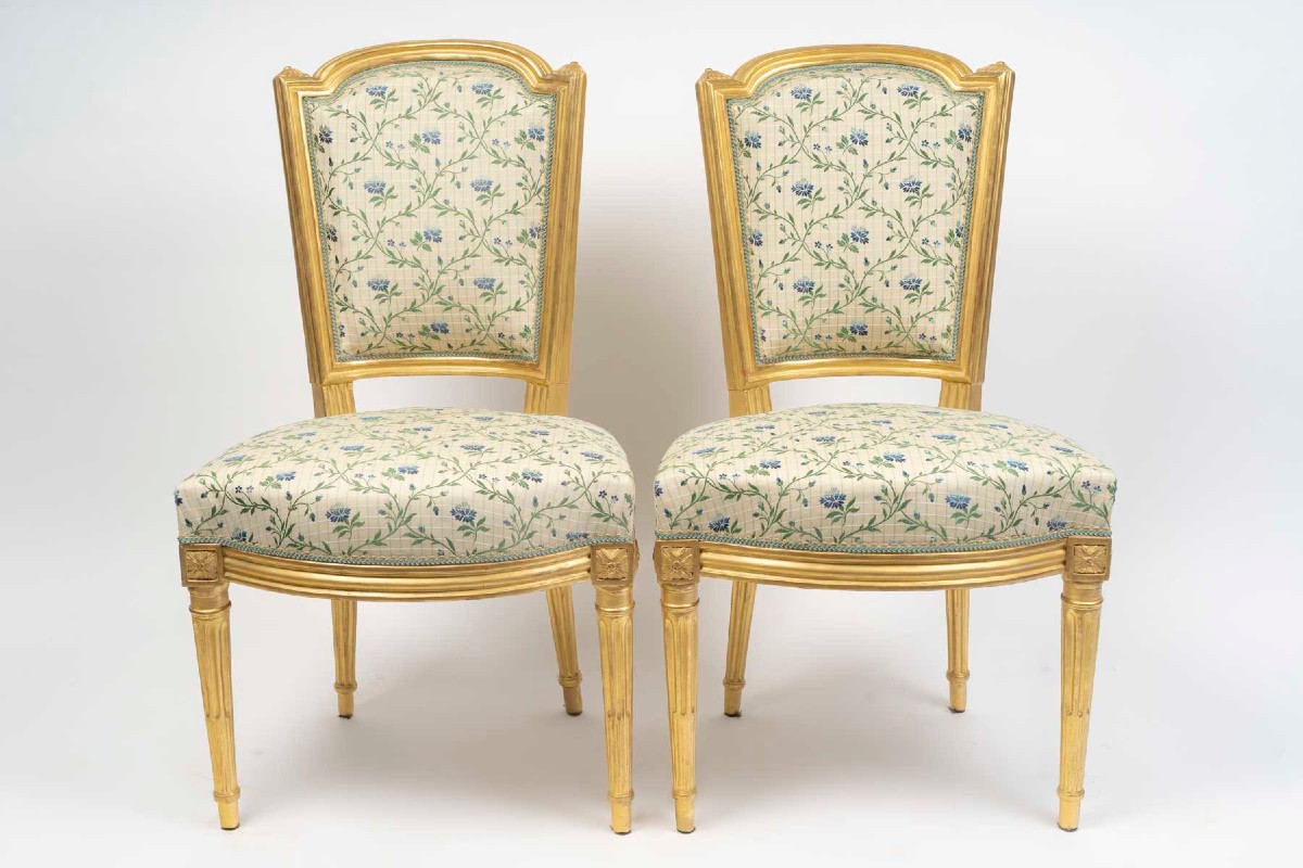 Paire de chaises en bois doré, d'époque Louis XVI (1774-1789), XVIIIème siècle.