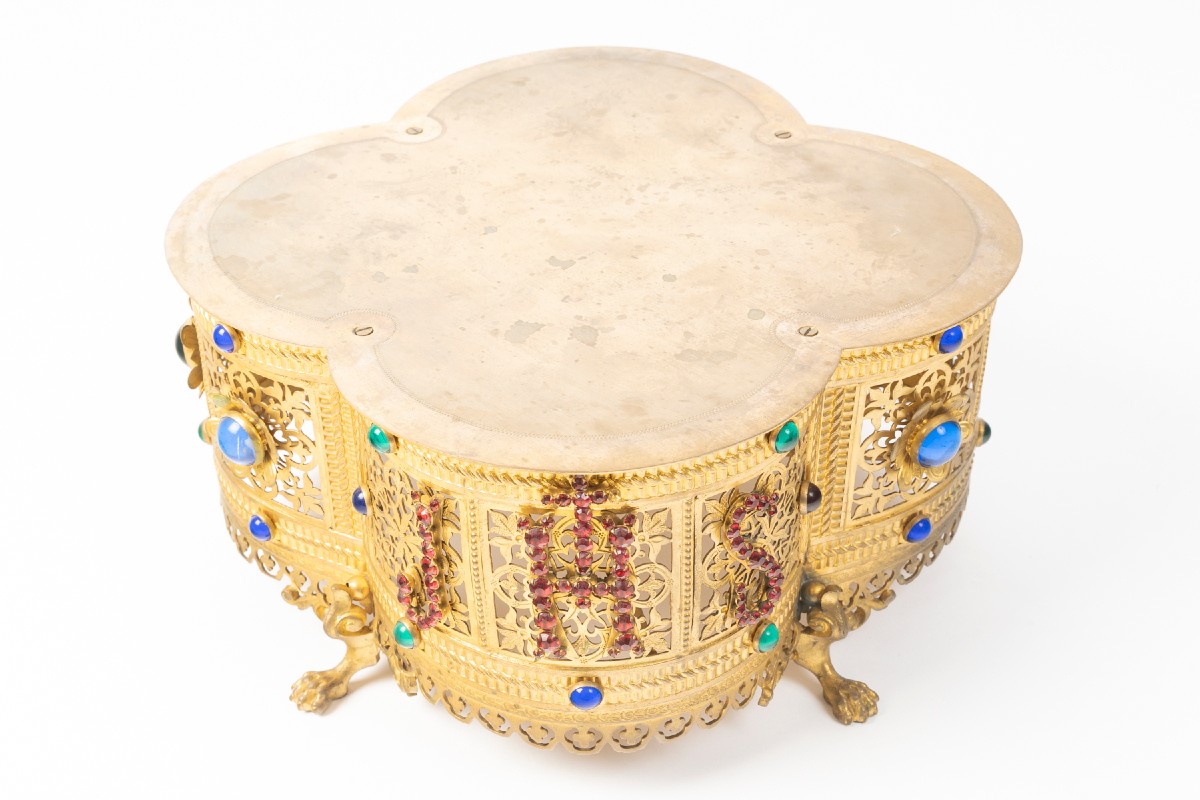 Thabor de style néogotihique. XIXème siècle.-photo-1