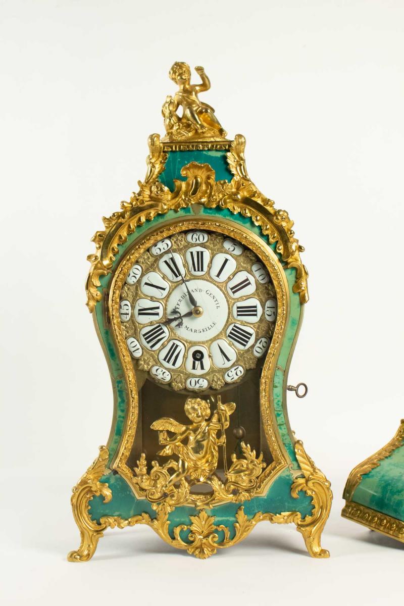 A Louis XV Period (1724 - 1774) Green Horn Bracket Clock.