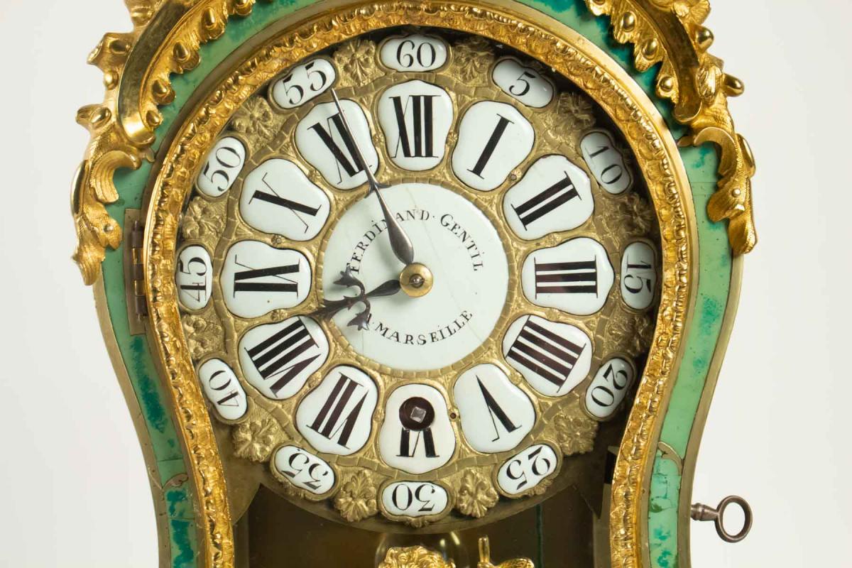 A Louis XV Period (1724 - 1774) Green Horn Bracket Clock.-photo-3