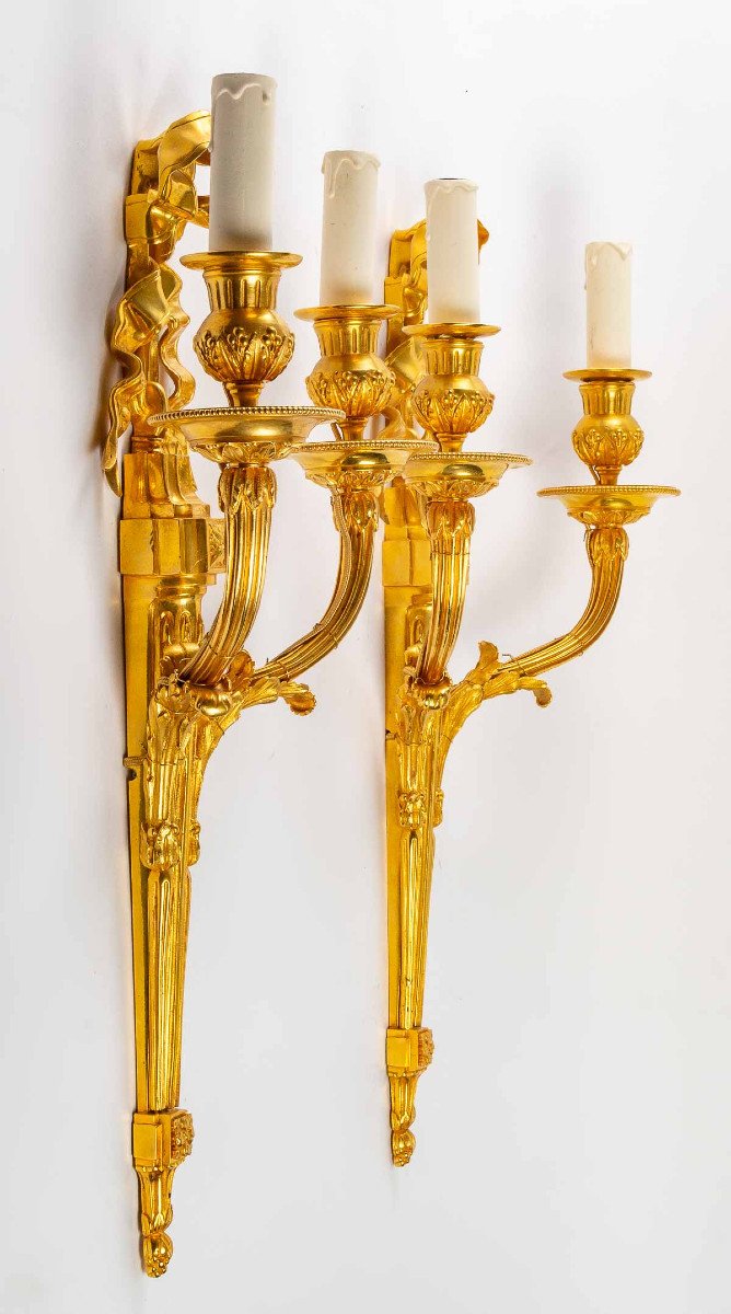 A Pair Of Wall Lights In The Louis XVI Style. -photo-3