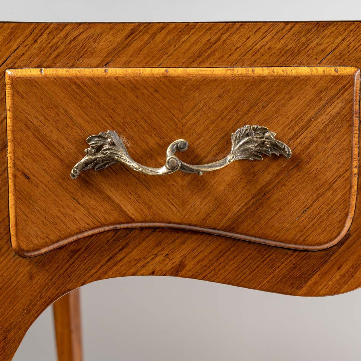Table à Jeux Tric-trac De Style Louis XV.-photo-3
