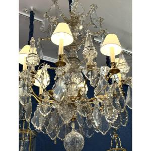  Grand lustre de style Louis XV. XIXème siècle.