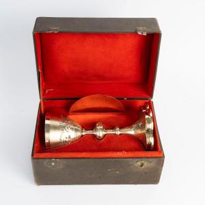 Calice et sa patène en vermeil. XIXème siècle.