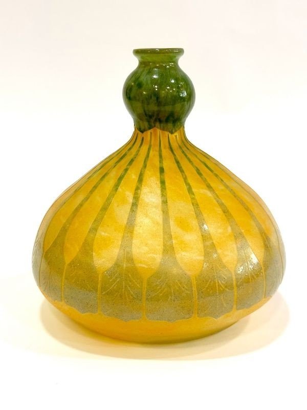 Le Verre Français Vase Art Deco "feuillages Stylisés" 