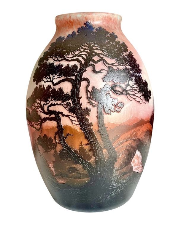 Muller Frères Lunéville Grand Vase "Paysage Lacustre de Montagne à la Cascade"