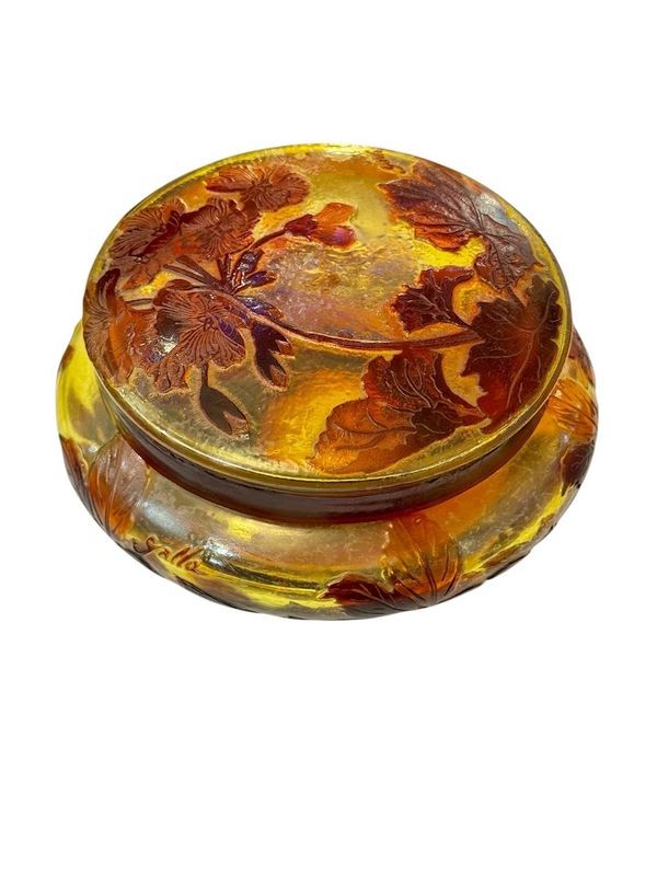 Emile Gallé Art Nouveau Bonbonnière "geraniums"-photo-3