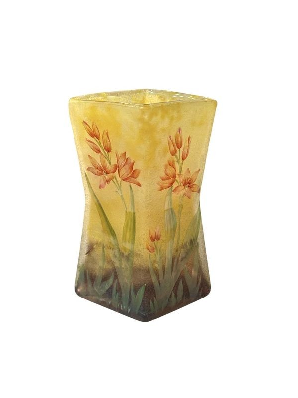 Daum Nancy Art Nouveau Vase "lily Of The Kaffirs"