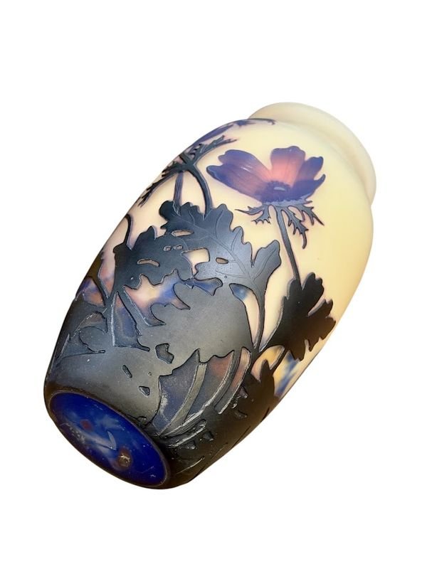 Muller Frères Lunéville Vase With Anemones -photo-2