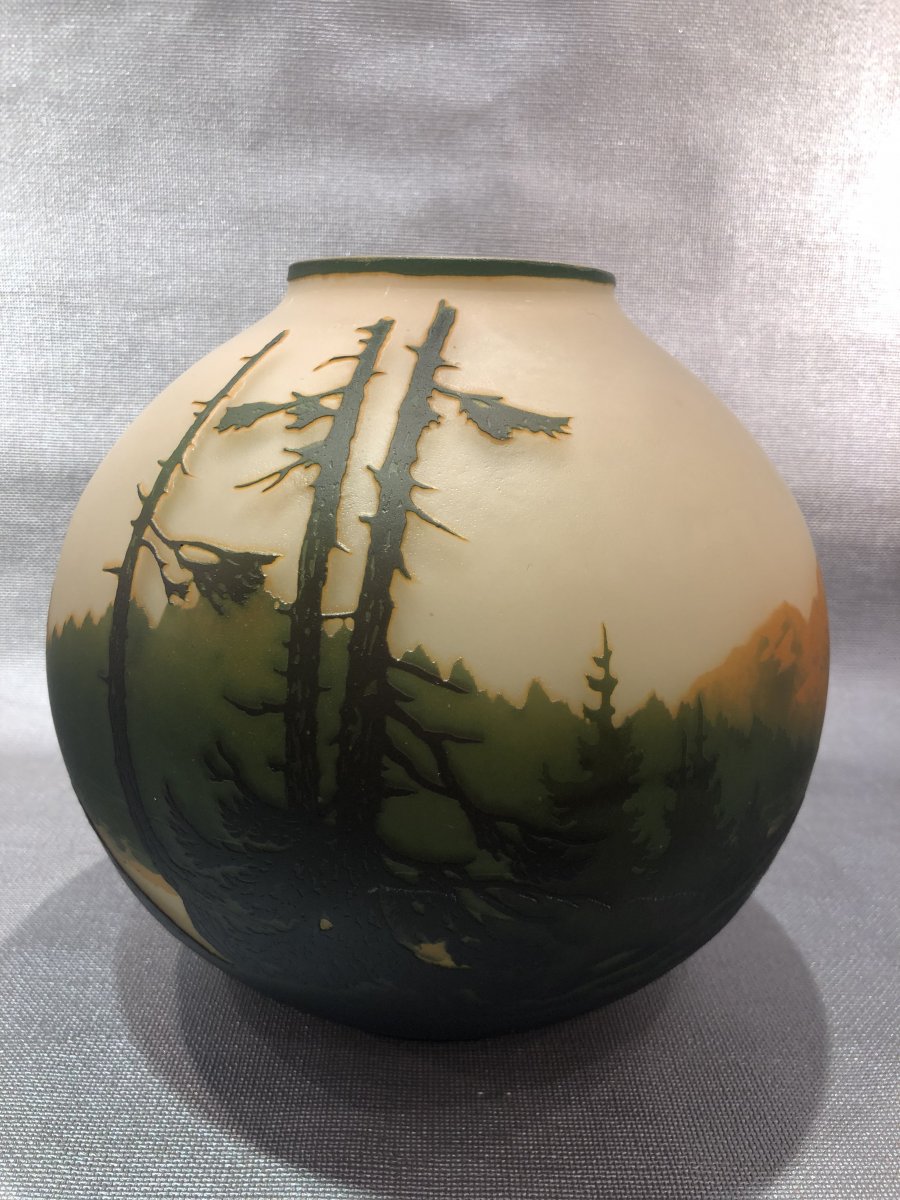 Art Nouveau Muller Vase
