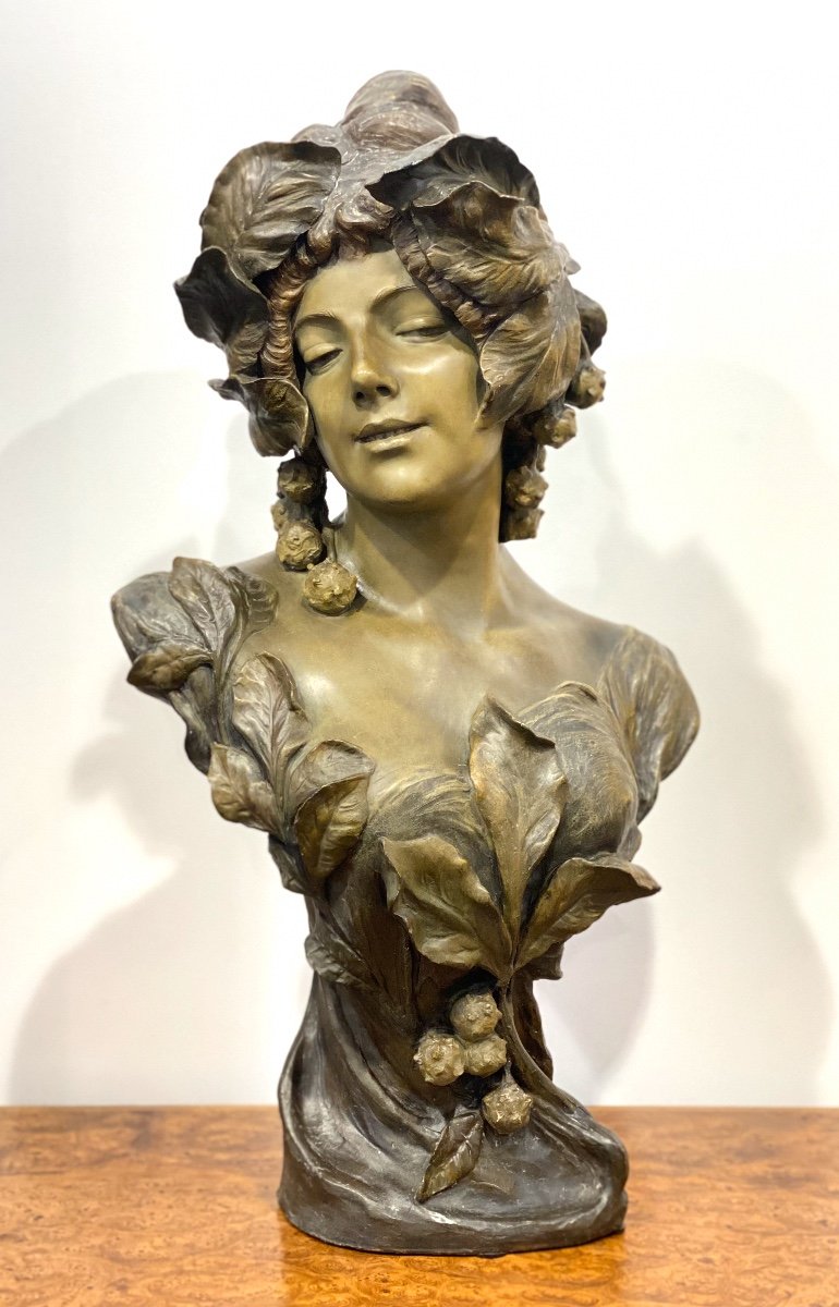 Buste En Terre Cuite  Art Nouveau Goldscheider 