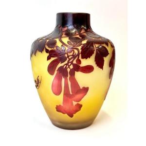 Emile Gallé Art Nouveau Vase "red Bignones"