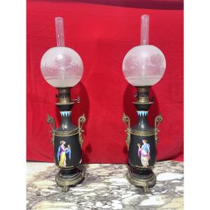 Paire de lampes à huile en porcelaine et bronze – XIXe siècle