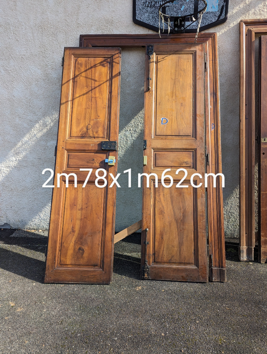 Lot Of 19th Century Walnut Doors -photo-3